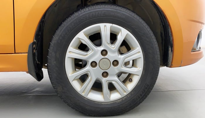 2016 Tata Tiago XZ PETROL, Petrol, Manual, 93,014 km, Right Front Wheel