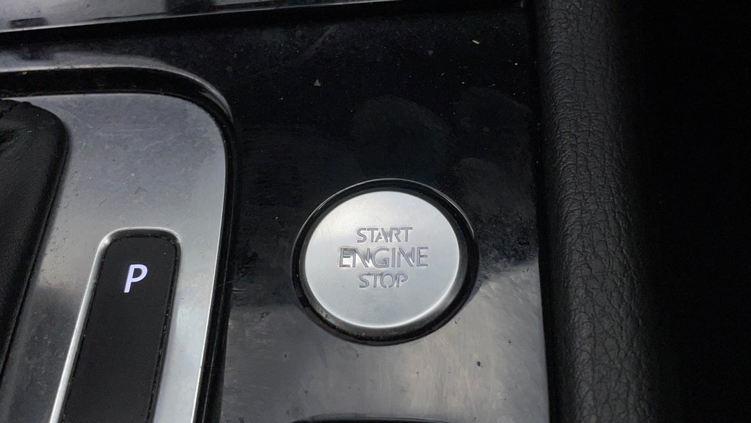 2015 Volkswagen Touareg 150 Tdi Element, Automatic, 95446 km, Keyless / Button Start