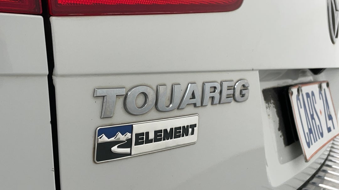 2015 Volkswagen Touareg 150 Tdi Element, Automatic, 95446 km, Badge (Boot Left Side)