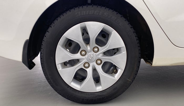 2017 Hyundai Xcent E PLUS, Petrol, Manual, 39,496 km, Right Rear Wheel