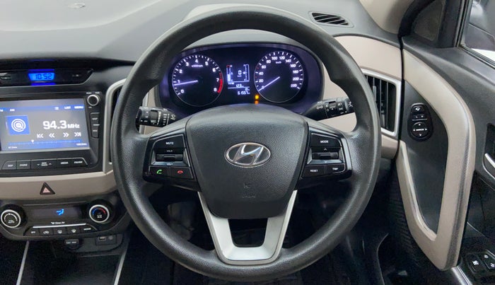2016 Hyundai Creta 1.6 SX PLUS VTVT, Petrol, Manual, 61,545 km, Steering Wheel Close Up