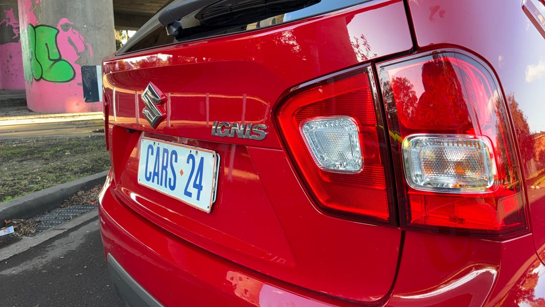 Badge (Boot Right Side)