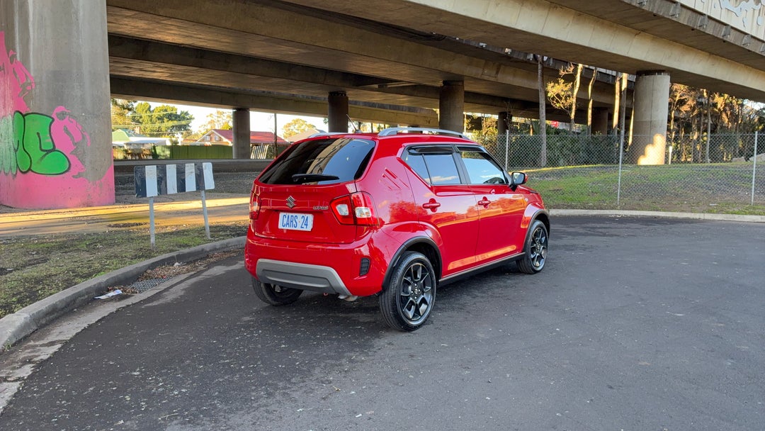 Right Back Diagonal (45- Degree) View