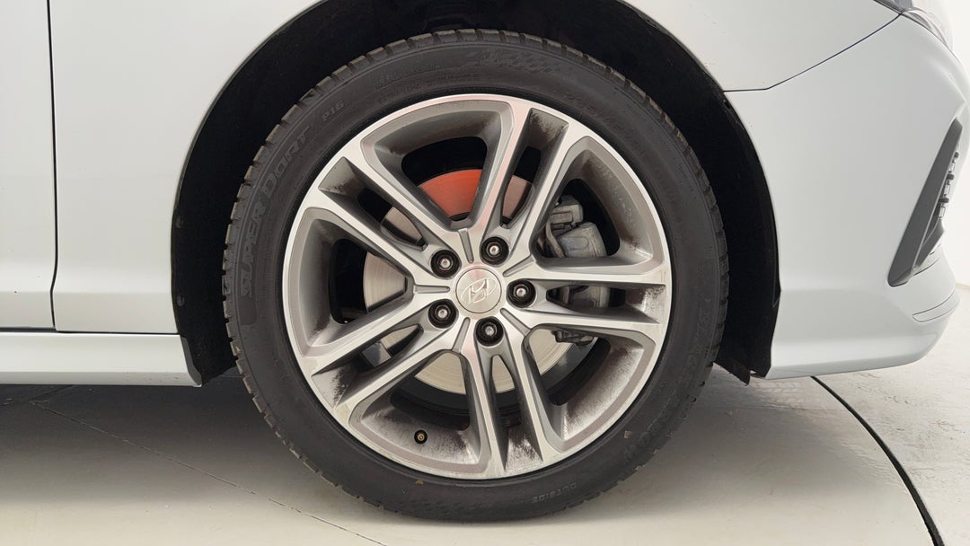 2019 Hyundai Sonata Active, Automatic, 76938 km, Right Front Wheel