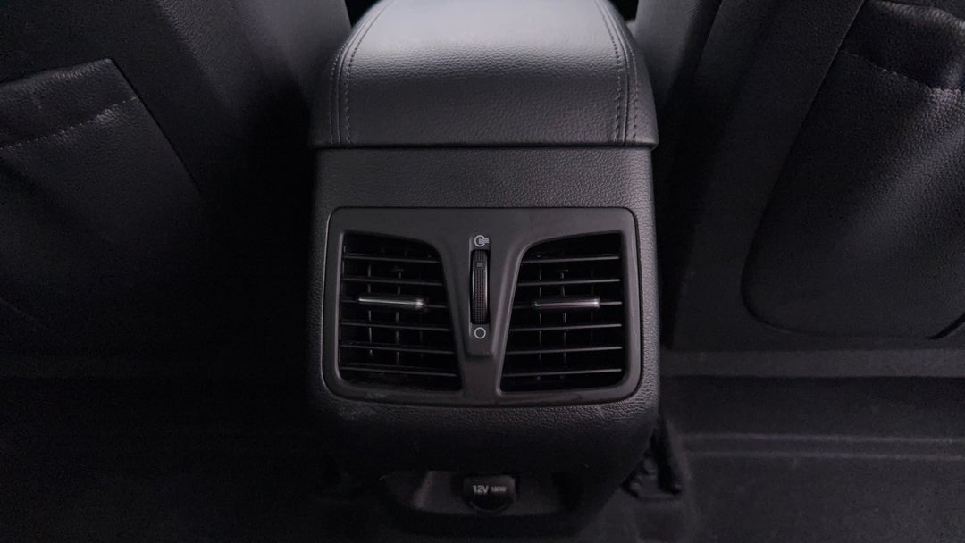 2019 Hyundai Sonata Active, Automatic, 76938 km, Rear A/C Vent