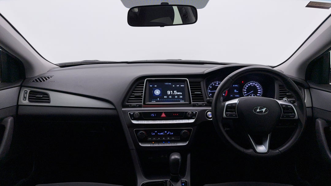 2019 Hyundai Sonata Active, Automatic, 76938 km, Dashboard View