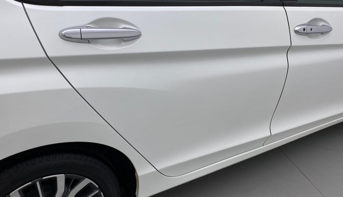 2019 Honda City 1.5L I-VTEC ZX CVT, Petrol, Automatic, 61,515 km, Right rear door - Minor scratches