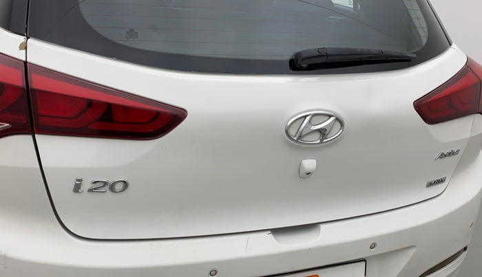 2016 Hyundai Elite i20 ASTA 1.4 CRDI (O), Diesel, Manual, 94,822 km, Dicky (Boot door) - Paint has minor damage