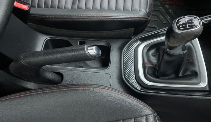 2020 KIA SONET GTX PLUS 1.0 IMT, Petrol, Manual, 31,724 km, Gear Lever