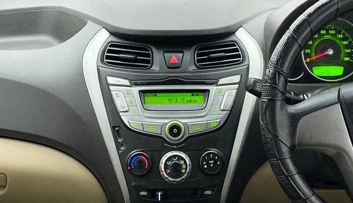 2014 Hyundai Eon SPORTZ, Petrol, Manual, 73,688 km, Air Conditioner