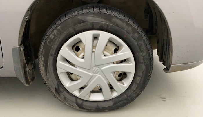 2012 Maruti Wagon R 1.0 LXI, Petrol, Manual, 55,590 km, Right Front Wheel