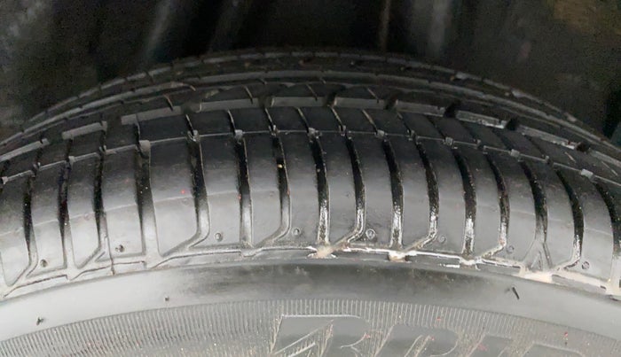 2017 Honda City V MT PETROL, Petrol, Manual, 19,038 km, Left Rear Tyre Tread