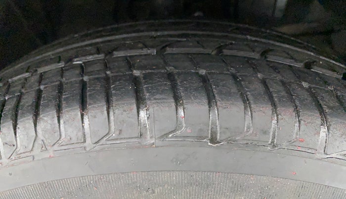 2017 Honda City V MT PETROL, Petrol, Manual, 19,038 km, Right Front Tyre Tread