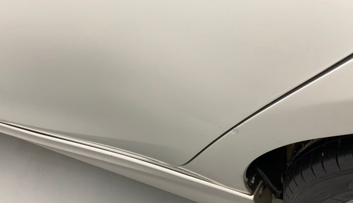 2016 Maruti Ciaz ZXI+ RS, Petrol, Manual, 38,997 km, Rear left door - Slightly dented