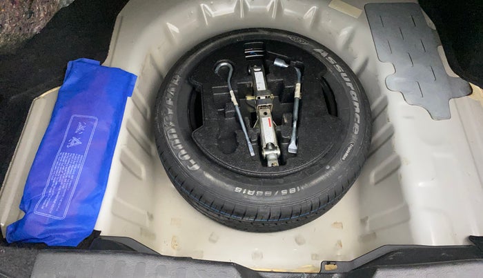 2016 Maruti Ciaz ZXI+ RS, Petrol, Manual, 38,997 km, Spare Tyre