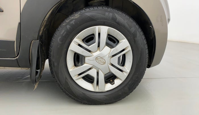 2017 Datsun Redi Go S, Petrol, Manual, 90,530 km, Right Front Wheel