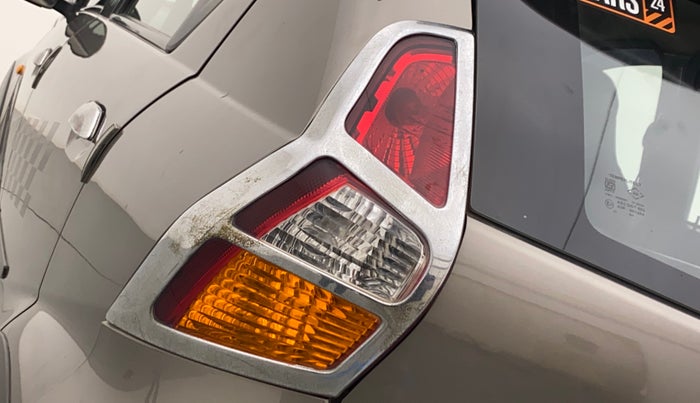 2017 Datsun Redi Go S, Petrol, Manual, 90,530 km, Left tail light - Reverse gear light not functional