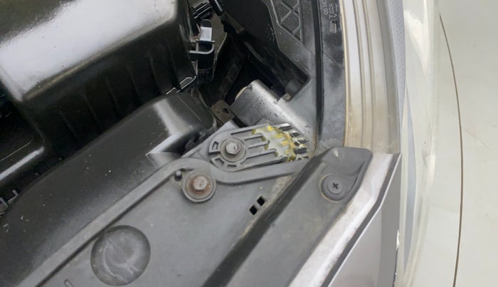 2013 Hyundai i20 ASTA 1.2, Petrol, Manual, 63,998 km, Left headlight - Clamp has minor damage