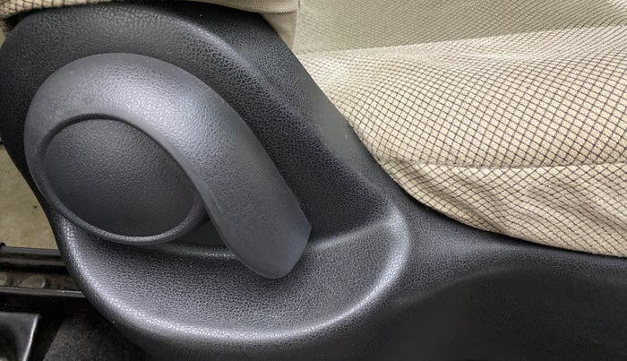 2014 Nissan Micra Active XL, Petrol, Manual, 39,841 km, Driver Side Adjustment Panel