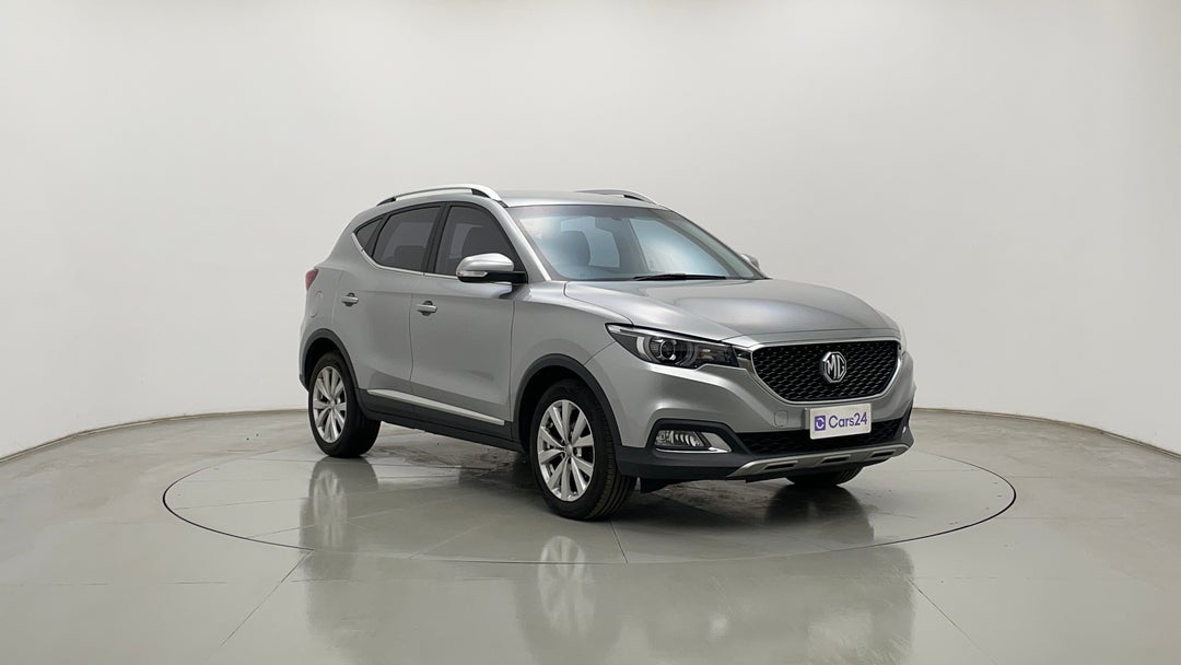 Right Front Diagonal (45- Degree) View