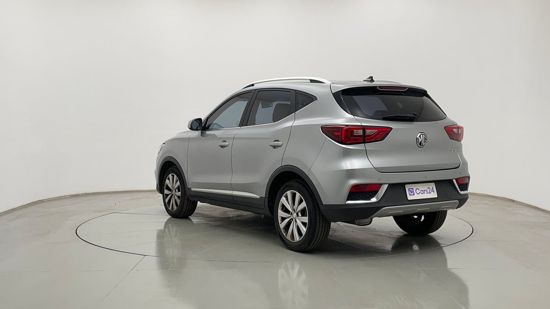 Left Back Diagonal (45- Degree) View