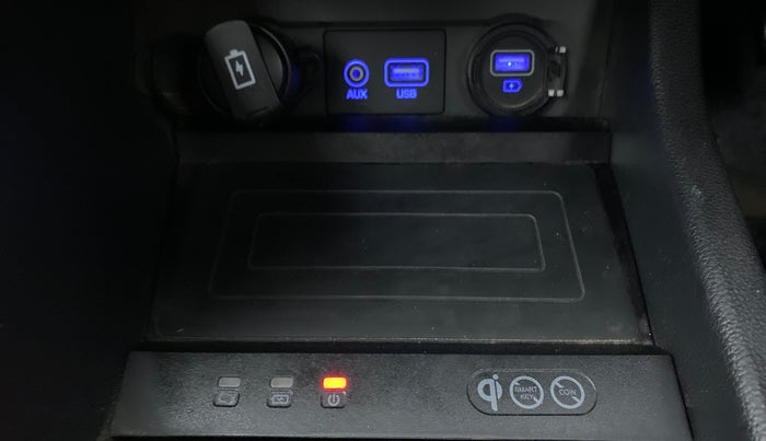 2019 Hyundai Elite i20 1.2  ASTA (O) CVT, Petrol, Automatic, 60,129 km, Wireless Charger