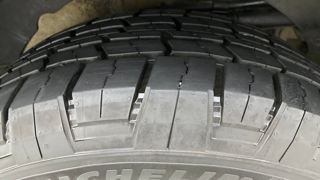 Left Rear Tyre Tread