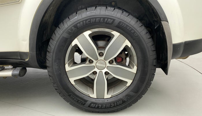 2016 Mahindra XUV500 W6, Diesel, Manual, 71,910 km, Left Rear Wheel