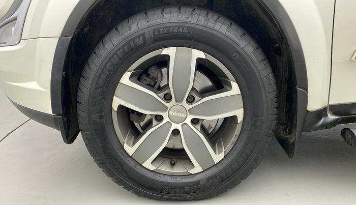 2016 Mahindra XUV500 W6, Diesel, Manual, 71,910 km, Left Front Wheel