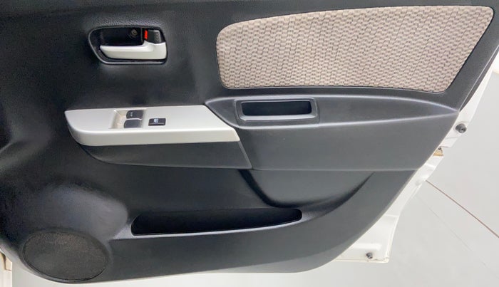 2016 Maruti Wagon R 1.0 LXI, Petrol, Manual, 14,438 km, Driver Side Door Panels Control