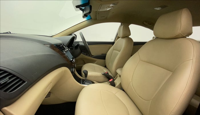2017 Hyundai Verna 1.6 VTVT SX AT, Petrol, Automatic, 22,523 km, Right Side Front Door Cabin