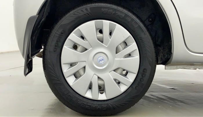 2013 Toyota Etios Liva GD, Diesel, Manual, 1,19,333 km, Right Rear Wheel