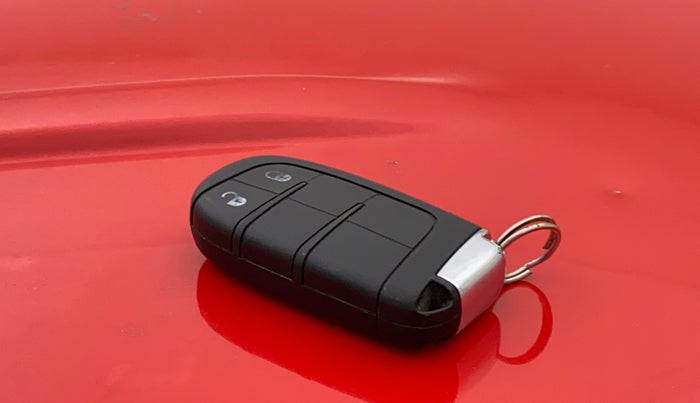 2017 Jeep Compass 2.0 LONGITUDE, Diesel, Manual, 64,212 km, Lock system - Dork lock functional only from remote key