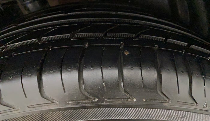 2017 Jeep Compass 2.0 LONGITUDE, Diesel, Manual, 64,212 km, Left Front Tyre Tread
