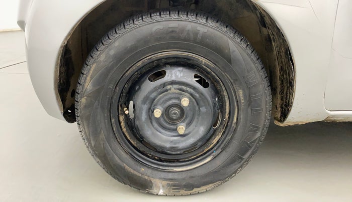 2018 Datsun Redi Go T, Petrol, Manual, 25,775 km, Left Front Wheel