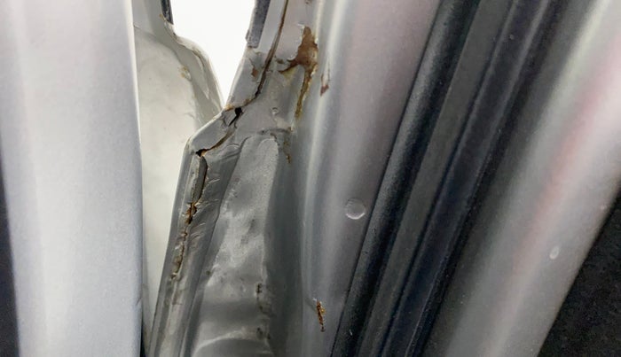 2018 Datsun Redi Go T, Petrol, Manual, 25,775 km, Right rear door - Slightly rusted