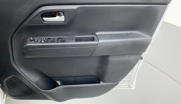 2020 Maruti New Wagon-R ZXI 1.2 old, Petrol, Manual, 9,277 km, Driver Side Door Panels Control