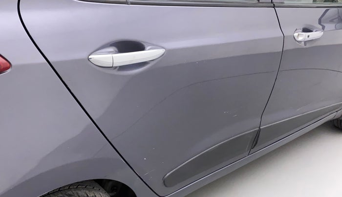 2016 Hyundai Grand i10 ASTA 1.2 KAPPA VTVT, Petrol, Manual, 37,552 km, Right rear door - Minor scratches