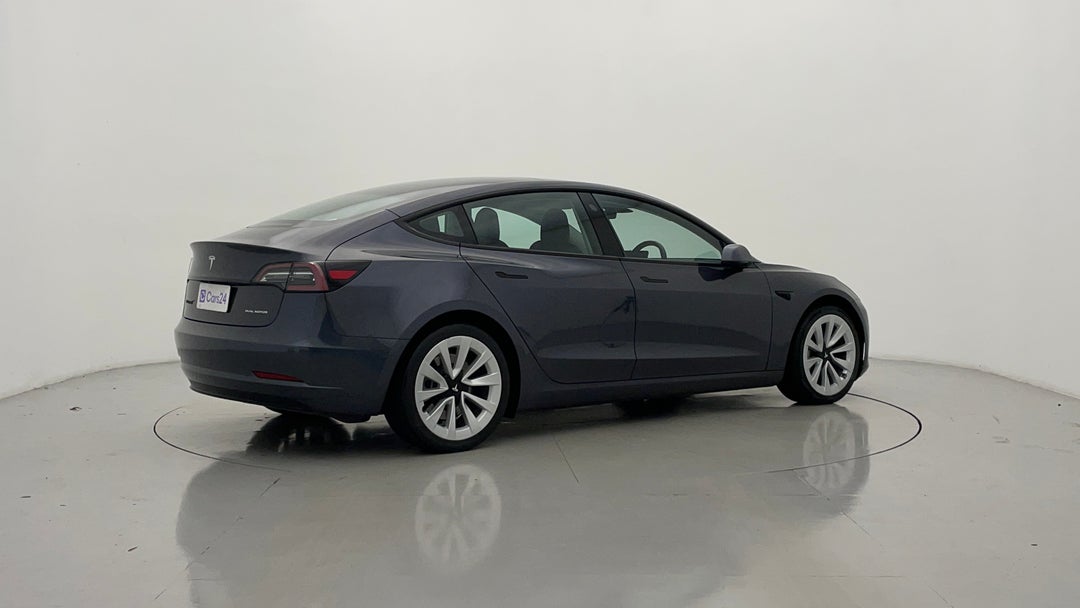 2021 Tesla Model 3 Long Range AWD, Automatic, 43821 km, Right Back Diagonal (45- Degree) View