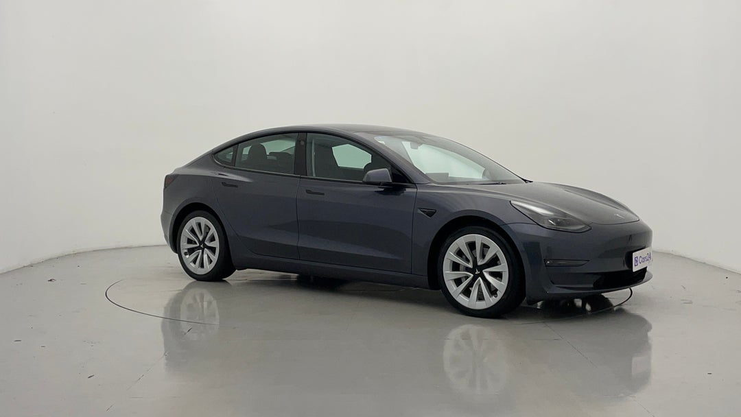 2021 Tesla Model 3 Long Range AWD, Automatic, 43821 km, Right Front Diagonal (45- Degree) View