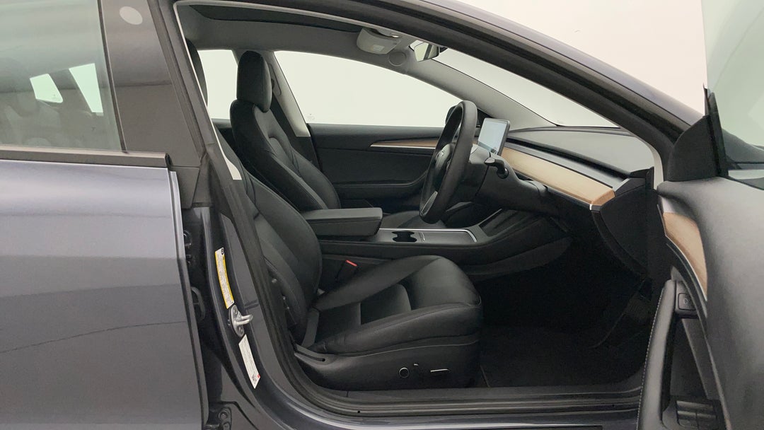 2021 Tesla Model 3 Long Range AWD, Automatic, 43821 km, Right Side Front Door Cabin View