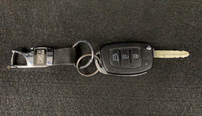 2021 Hyundai NEW I20 SPORTZ 1.2 MT, Petrol, Manual, 5,077 km, Key Close Up