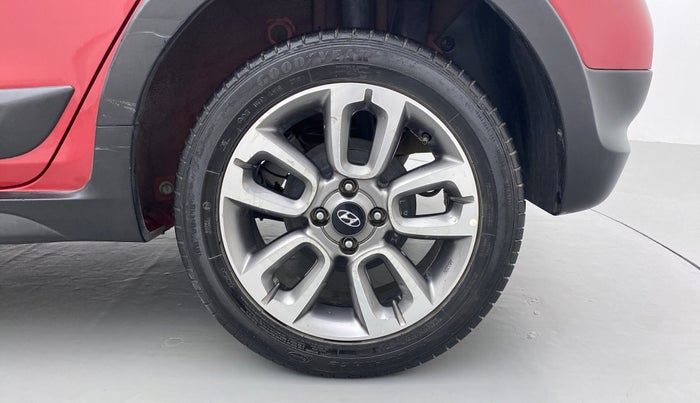 2015 Hyundai i20 Active 1.2 S, Petrol, Manual, 45,853 km, Left Rear Wheel