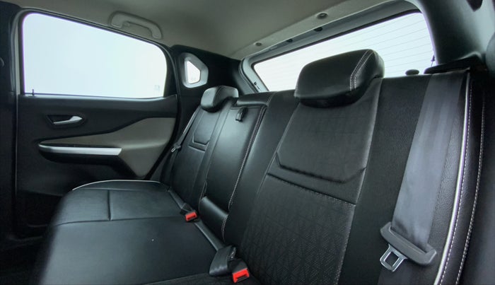 2021 Nissan MAGNITE XV  TURBO MT, Petrol, Manual, 12,945 km, Right Side Rear Door Cabin