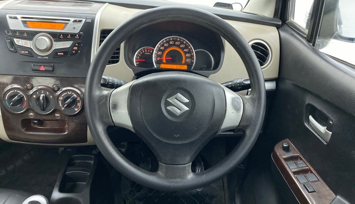 2016 Maruti Wagon R 1.0 VXI, Petrol, Manual, 56,162 km, Steering Wheel Close Up