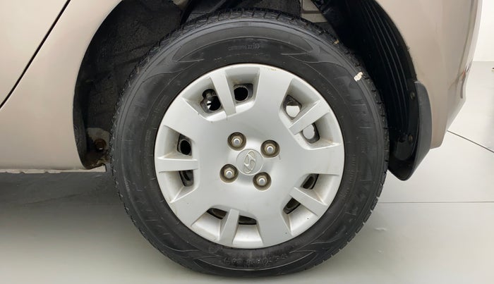 2013 Hyundai i20 MAGNA O 1.2, CNG, Manual, 60,551 km, Left Rear Wheel