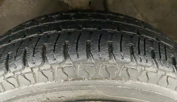 2010 Maruti Zen Estilo LXI, Petrol, Manual, 17,890 km, Left Front Tyre Tread
