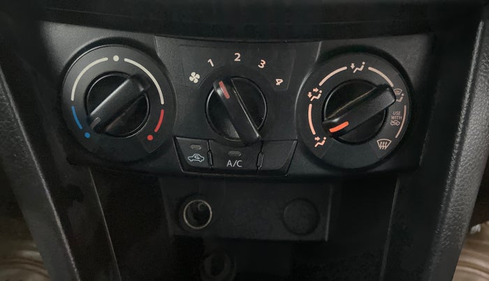 2015 Maruti Swift LDI, Diesel, Manual, 79,359 km, AC Unit - Directional switch has minor damage