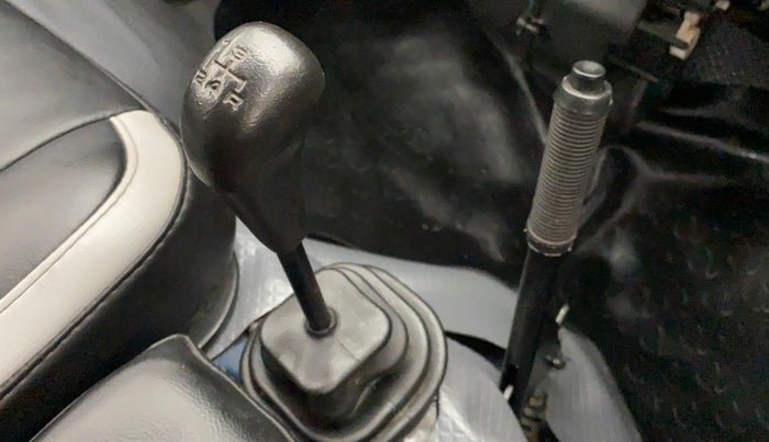 2017 Maruti OMNI E 8 STR, Petrol, Manual, 14,671 km, Gear Lever