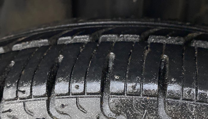 2018 Datsun Redi Go S 1.0, Petrol, Manual, 67,035 km, Right Front Tyre Tread